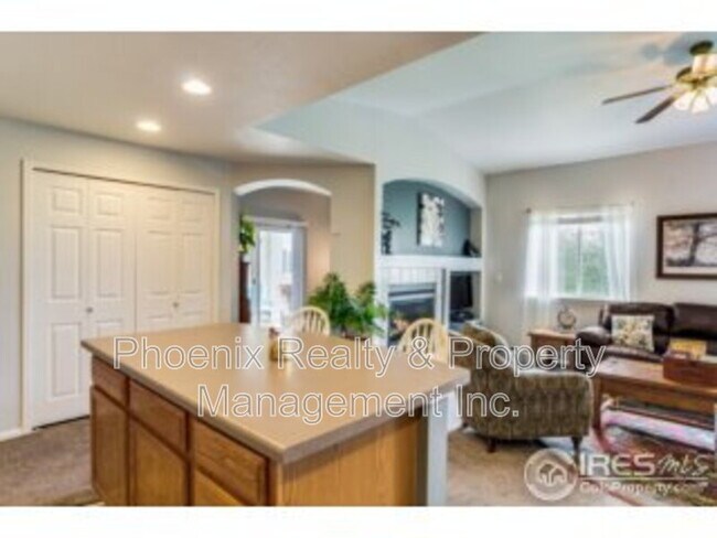 Building Photo - 1703 Whitehall Dr