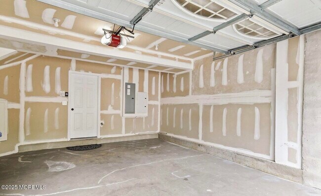 Building Photo - 62 Pate Dr