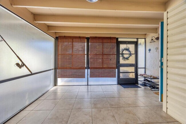 Building Photo - 680 White Pine Tree Rd