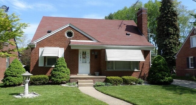 Primary Photo - 24940 Cherry Hill St