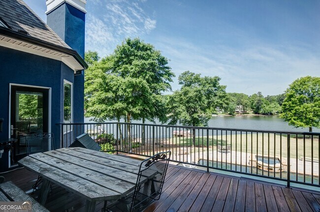 Building Photo - 50 Harbor View