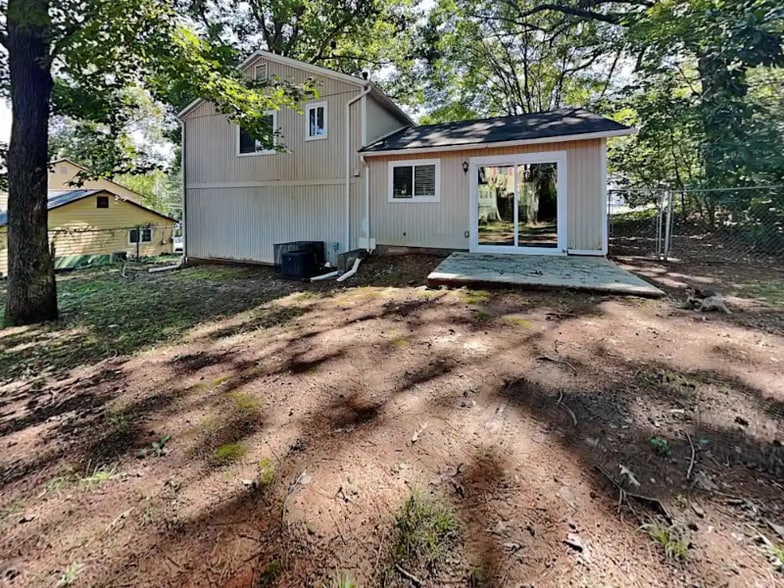 Building Photo - 937 Bermuda Ct