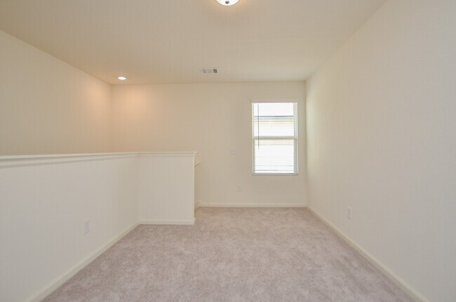 Building Photo - 1025 Long Bay Ct