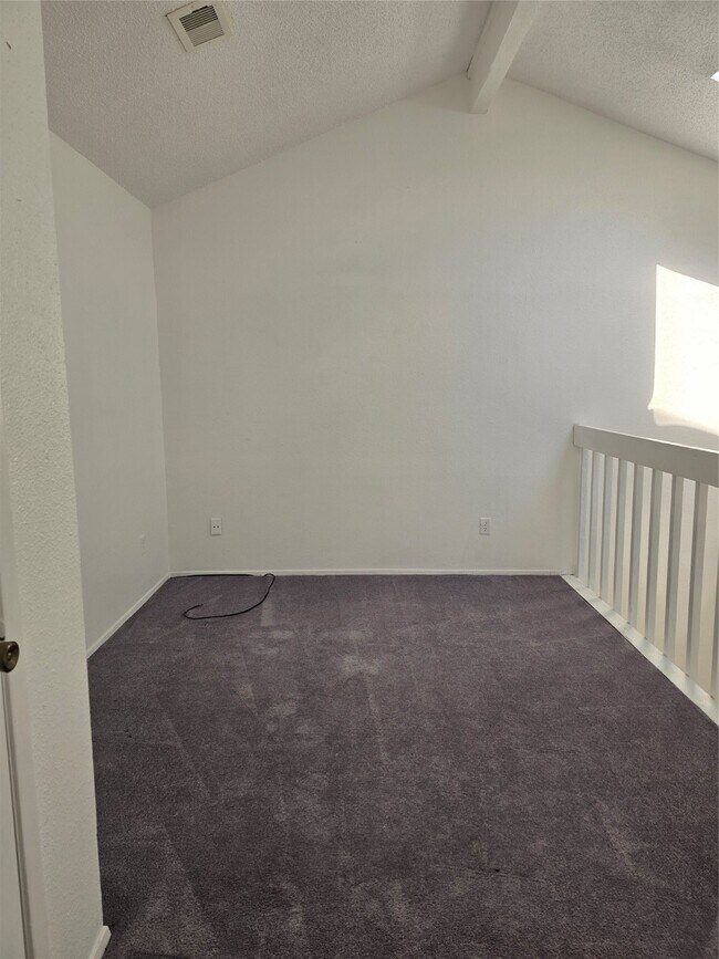 Building Photo - 6347 Cattails Ln