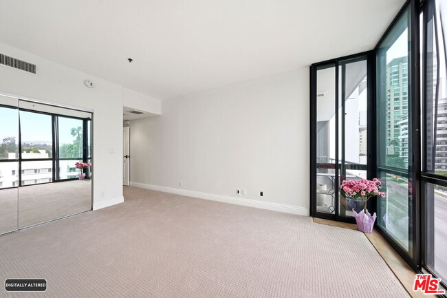 Building Photo - 10660 Wilshire Blvd