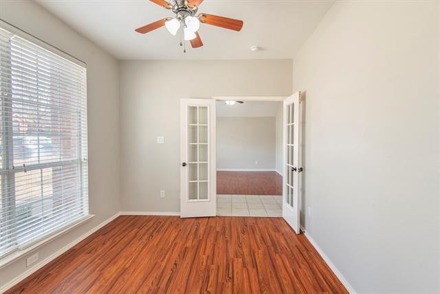 Building Photo - 2424 Cimmaron Dr