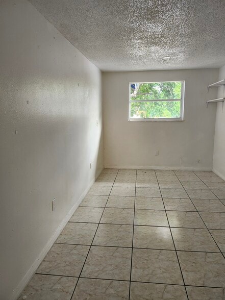 Building Photo - 2100 NW 28th St