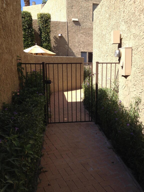 Gated entrance - 7209 E McDonald Dr
