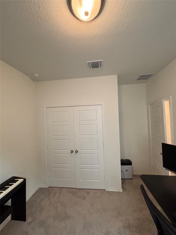 Building Photo - 8013 Philbrook Dr