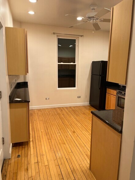 Building Photo - 1638 N Washtenaw Ave