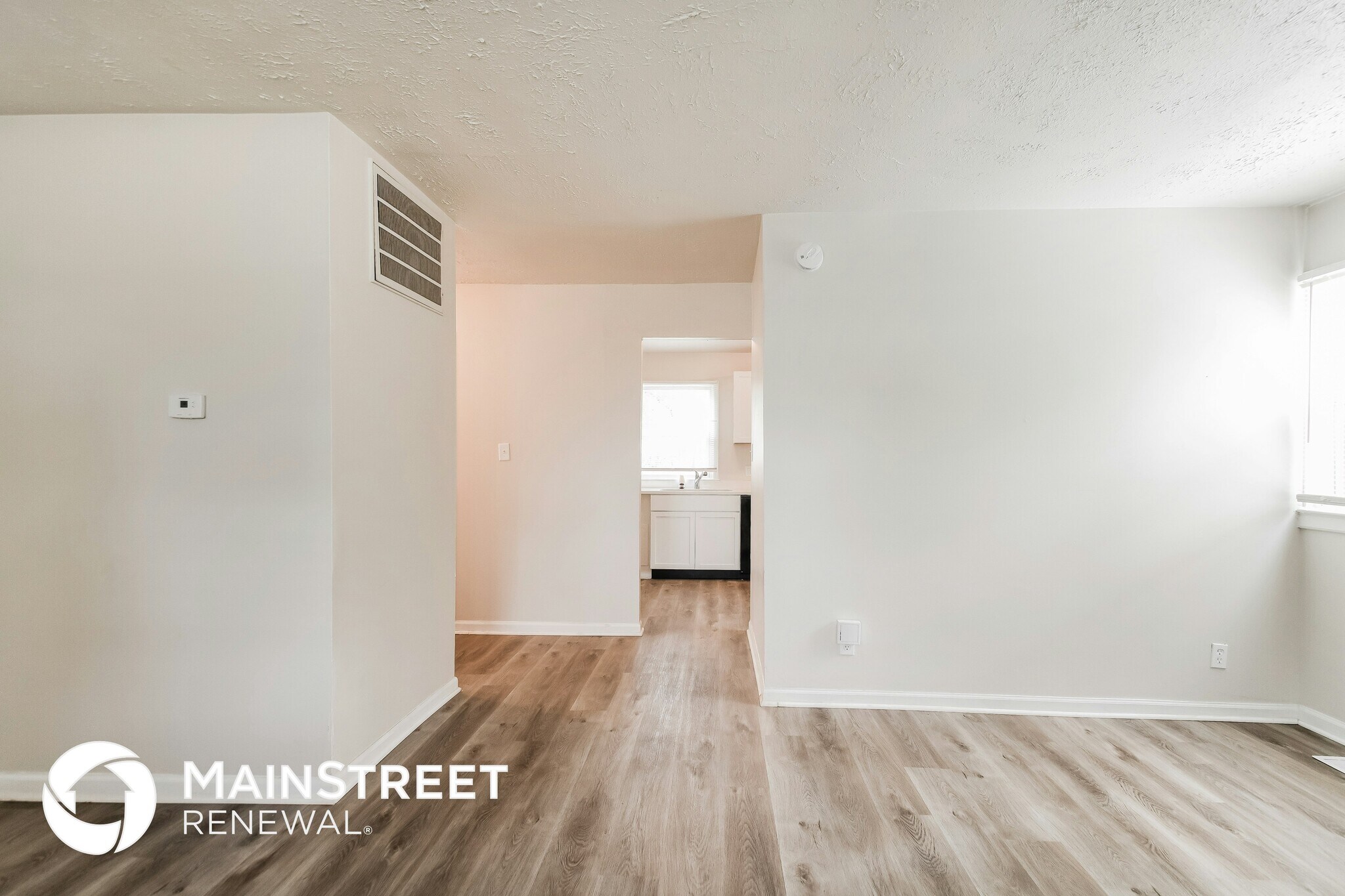 Building Photo - 8161 Schoen Dr