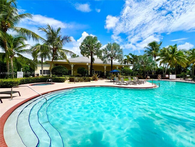 Building Photo - 2126 NE 38th Rd