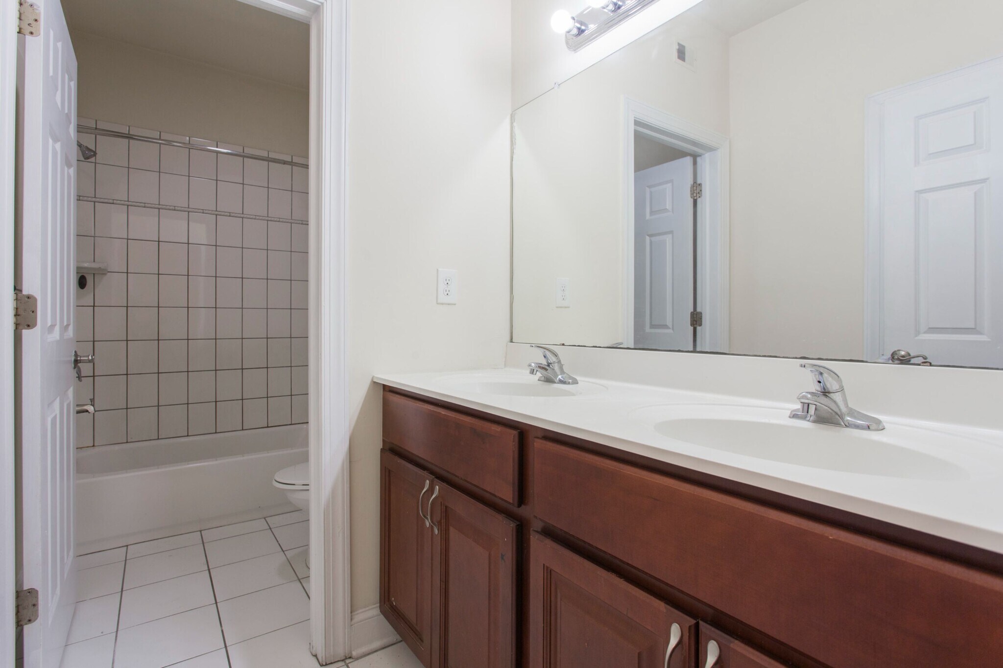 Building Photo - 1933 N 7th St