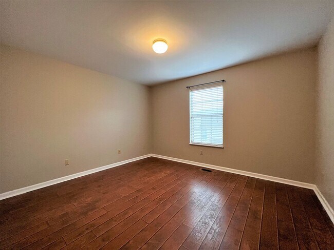 Building Photo - 10025 Highgate Cir