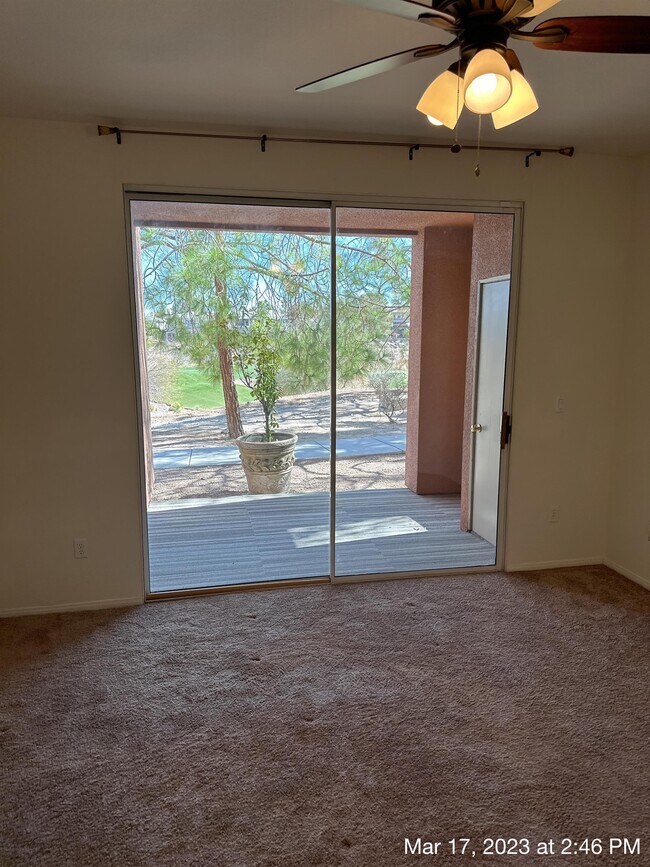 Building Photo - 664 Peachy Canyon Cir