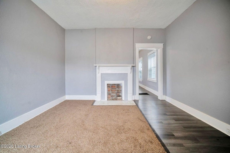 Building Photo - 1817 Columbia St