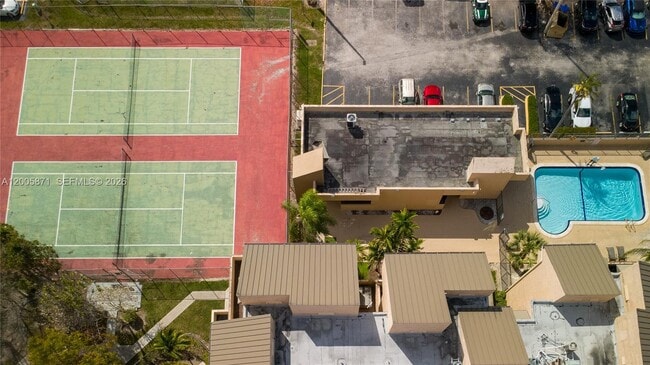 Building Photo - 10500 SW 108th Ave