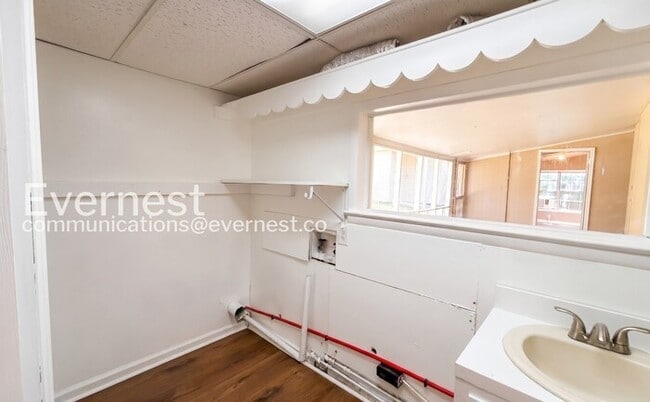 Building Photo - 5207 Evitt St