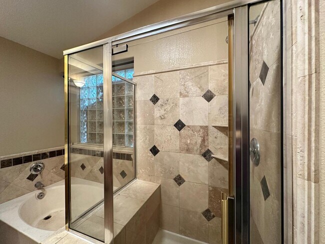 Building Photo - 3251 W Vista Bonita Dr