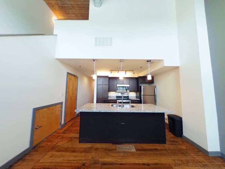 Building Photo - The Lofts at Hawthorne Mill