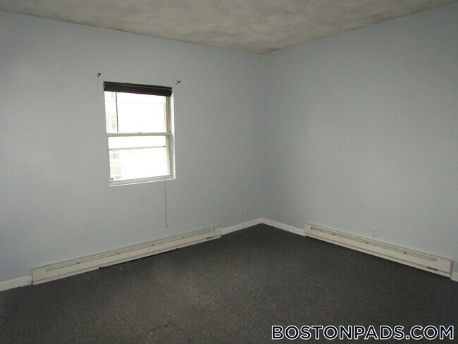 Building Photo - 1247 Commonwealth Ave