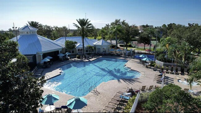 Building Photo - 8103 Coconut Palm Way