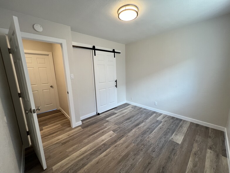 2nd bedroom - 730 Carlton Ave