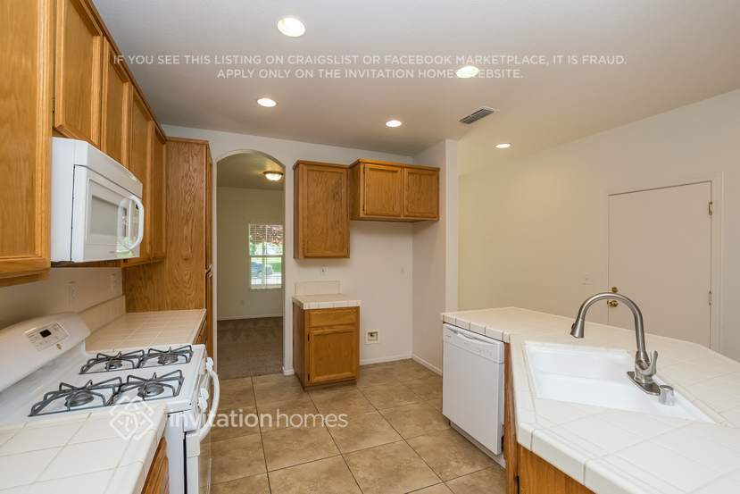 Building Photo - 1564 Union Square Rd