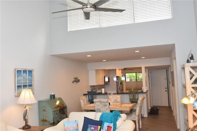 Building Photo - 1508 Pelican Cove Rd