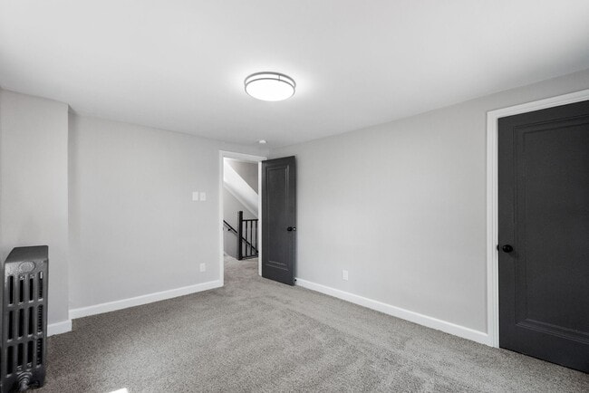 Building Photo - Stunning 4 bedroom home in McKeesport available July 1!