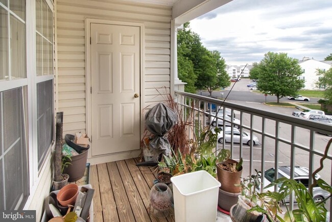 Building Photo - 7505 Calderon Ct