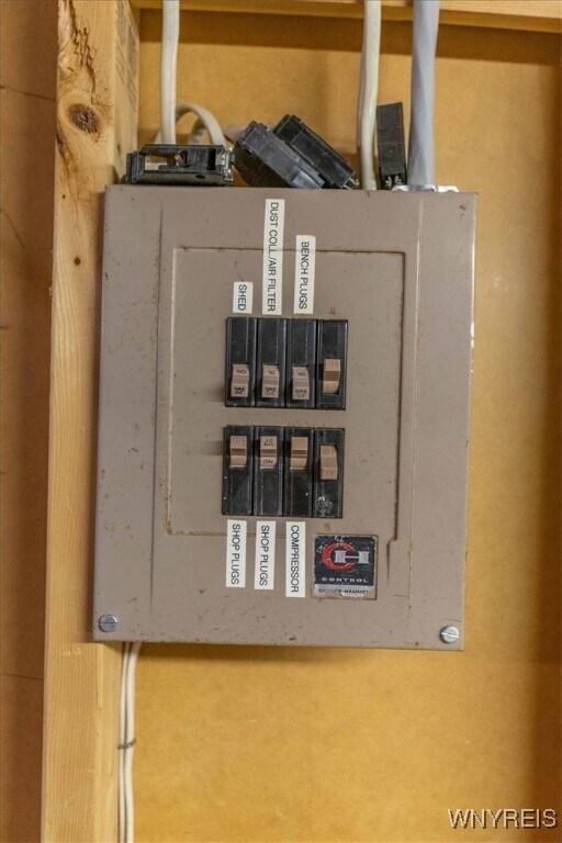 Building Photo - 116 Segsbury Rd