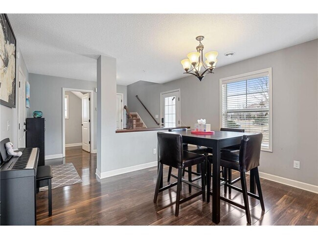 Building Photo - 3262 Red Oak Trail