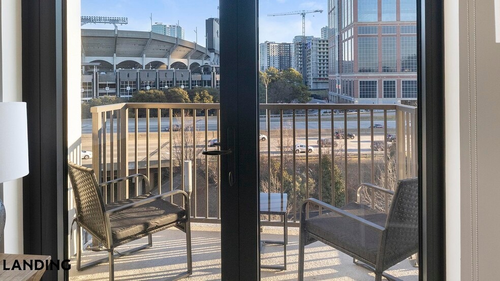 Building Photo - 1007 S Mint St