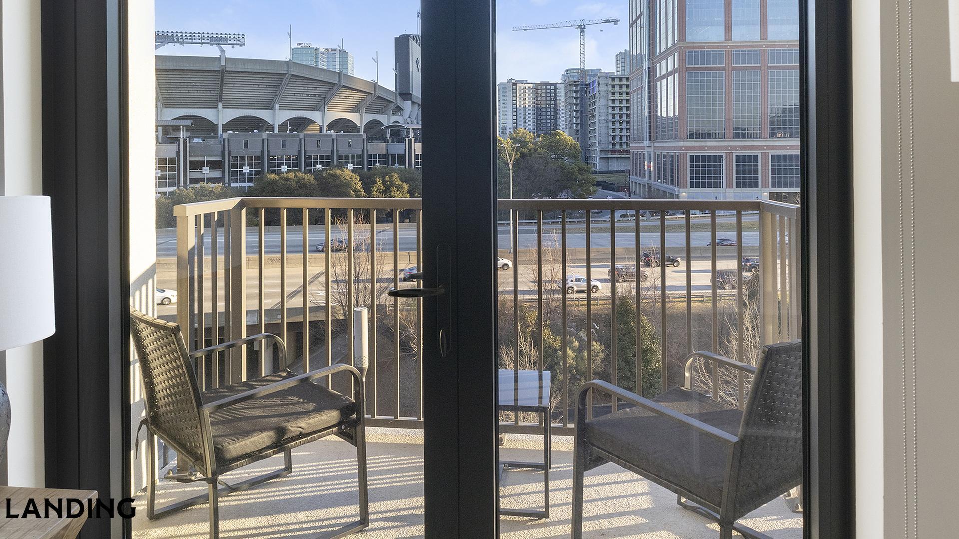 Building Photo - 1007 S Mint St