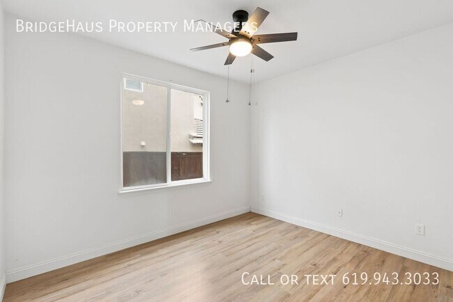 Building Photo - 1048 Sunset Crossing Point