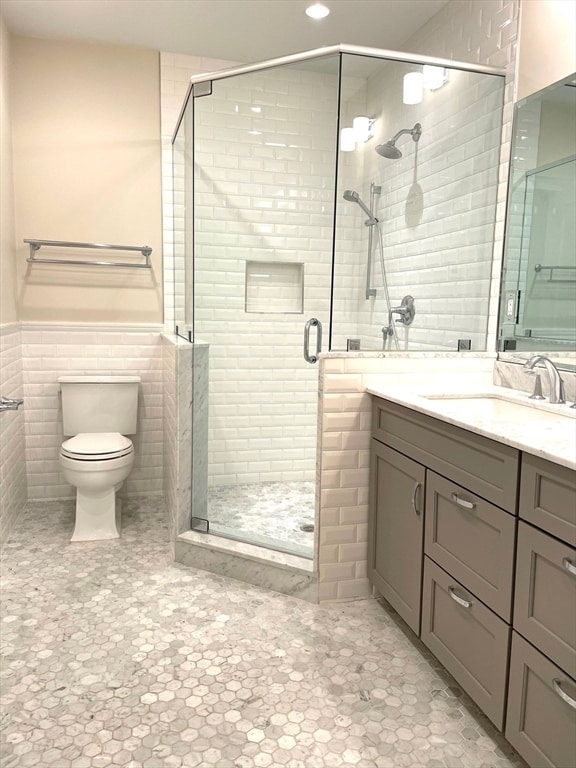 Building Photo - 468 Park Dr