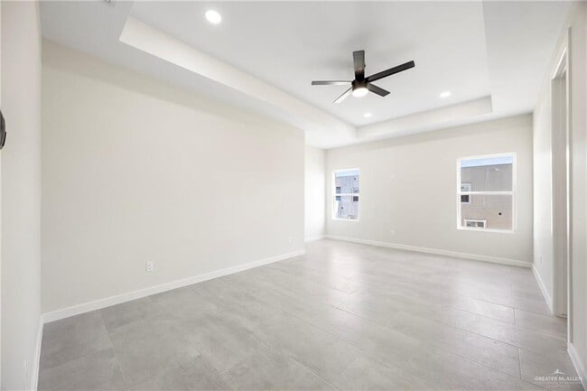 Building Photo - 22 Dorado Dr