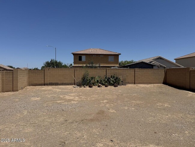 Building Photo - 12634 W Windrose Dr