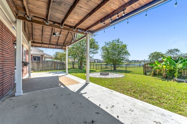 Building Photo - 11631 Trail Point Dr