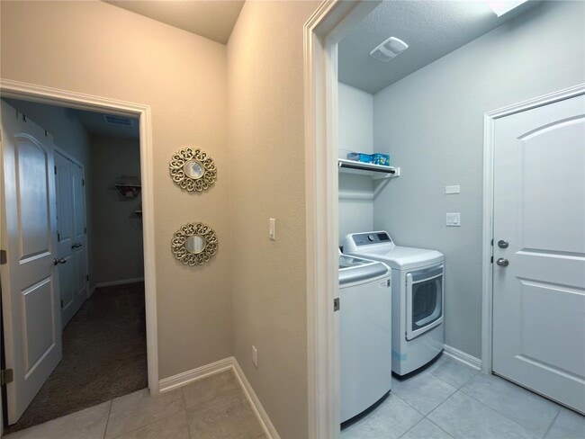 Building Photo - 2743 Enza Ct