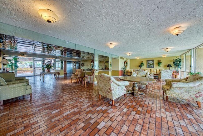 Building Photo - 17900 Gulf Blvd