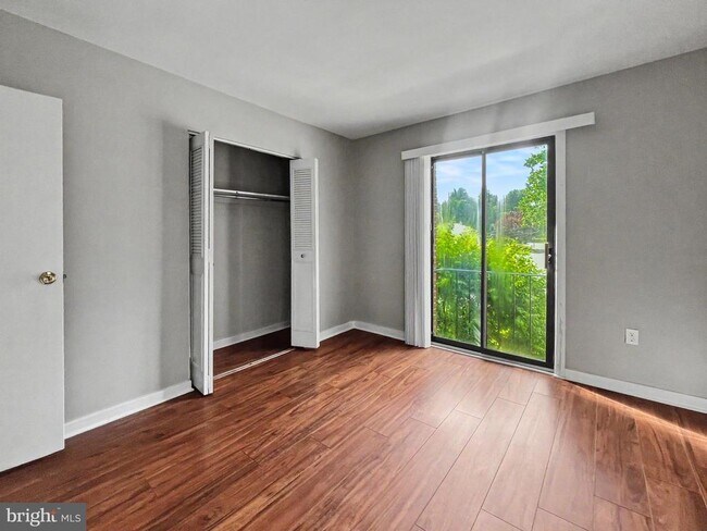 Building Photo - 408 W Lafayette St