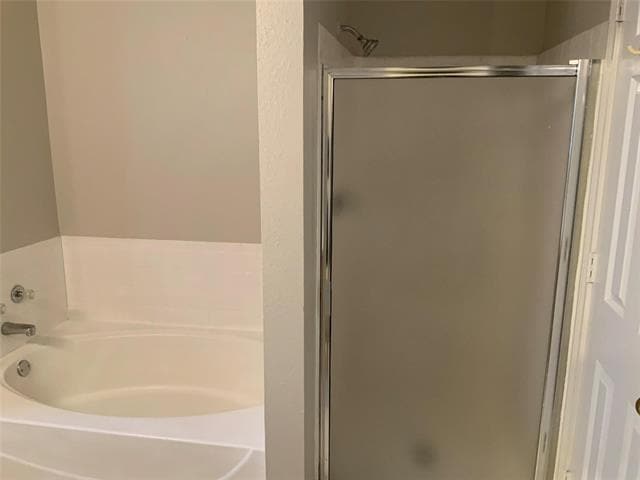 Building Photo - 7449 Ashcroft Cir