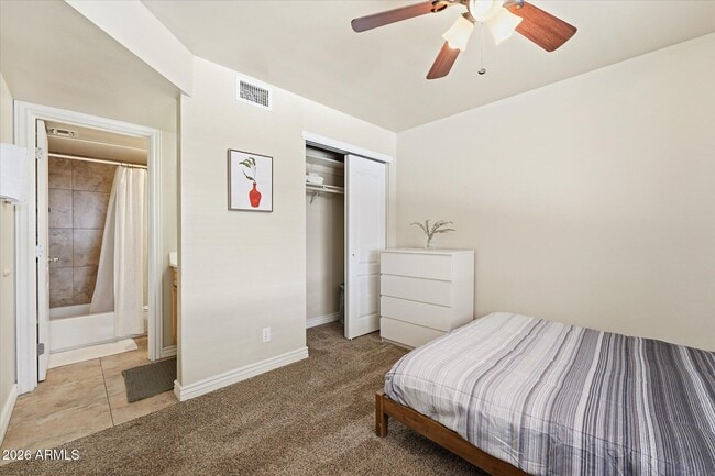 Building Photo - 3200 S Litzler Dr