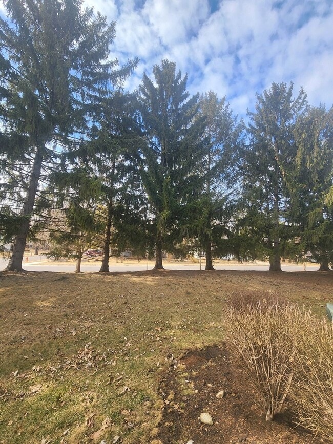 Building Photo - 43 Foxcroft Rd