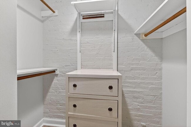 Building Photo - 2007 Kalorama Rd NW