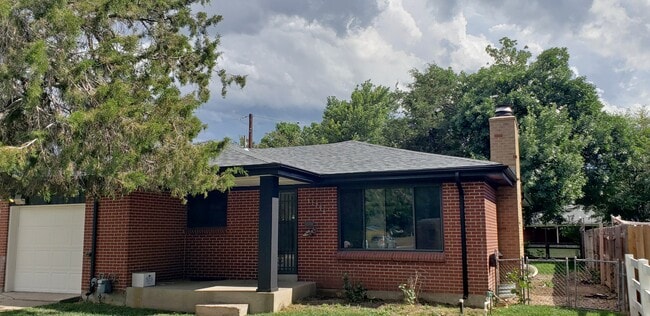 Primary Photo - 13796 E 25th Ave