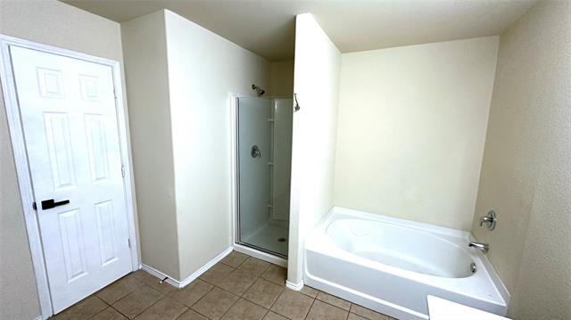 Building Photo - 817 Lark Dr