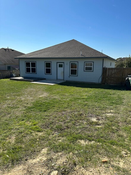 Building Photo - 6738 Tehama Gate